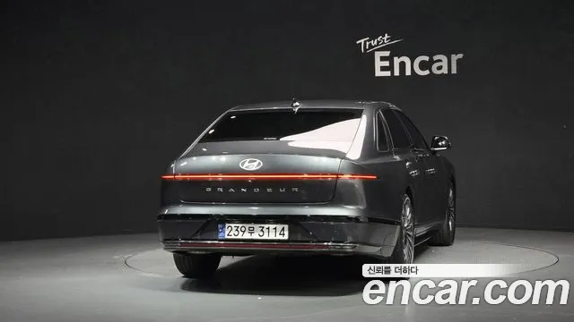 Hyundai Grandeur — Фото автомобиля 3