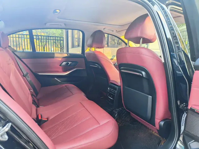 BMW 3 Series — Фото автомобиля 8