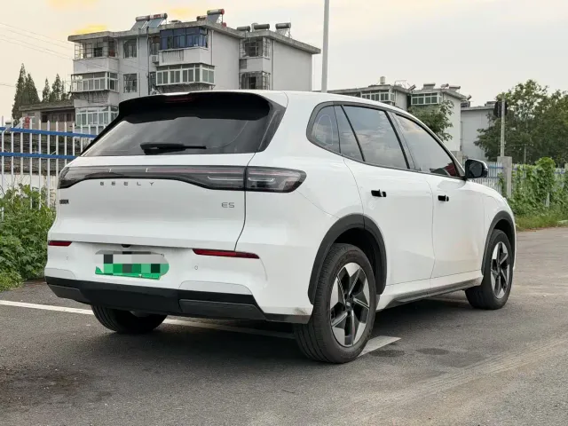 Geely Galaxy E5 — Фото автомобиля 5