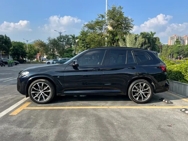 BMW X3 — Фото автомобиля 4