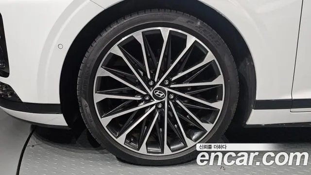 Hyundai Grandeur GN7 — Фото автомобиля 5