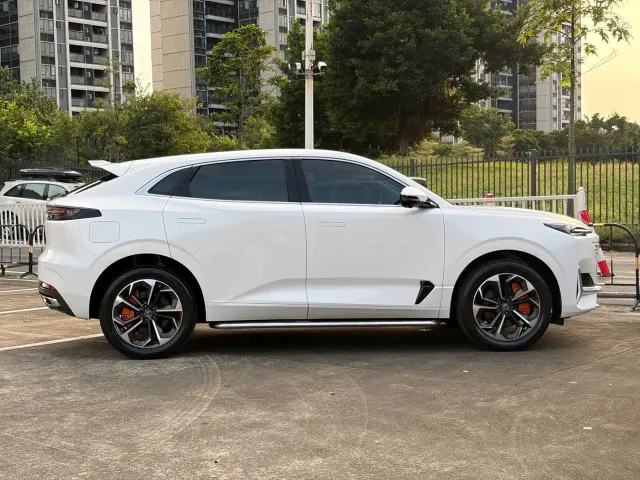 Changan UNI-K iDD — Фото автомобиля 7
