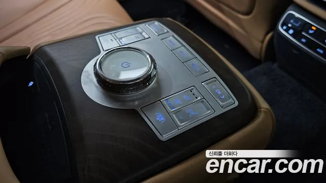 Genesis G80 Бензин 2.5 турбо AWD — Фото автомобиля 19