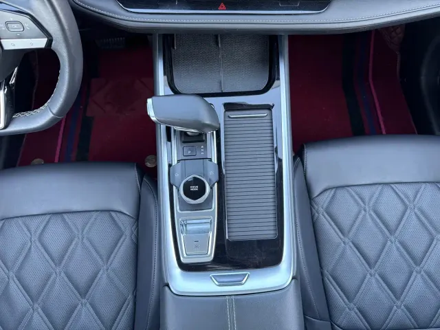 Changan Qiyuan Q05 — Фото автомобиля 9