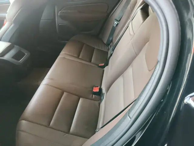 Volvo S60 — Фото автомобиля 16