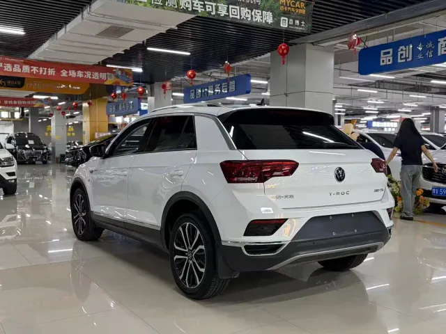 Volkswagen T-Roc — Фото автомобиля 9