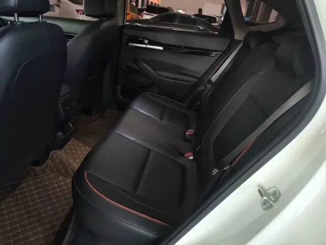 Kia Seltos — Фото автомобиля 16