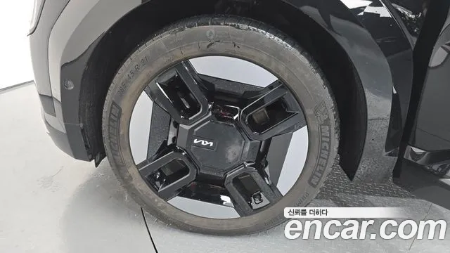 Kia EV9 — Фото автомобиля 5