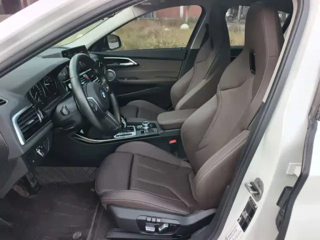BMW 1 Series — Фото автомобиля 11