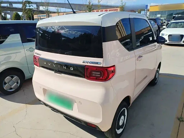 Wuling Hongguang Mini EV — Фото автомобиля 6