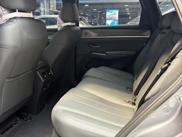 BYD Song Pro — Фото автомобиля 9