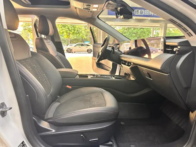 Ford Mondeo — Фото автомобиля 10