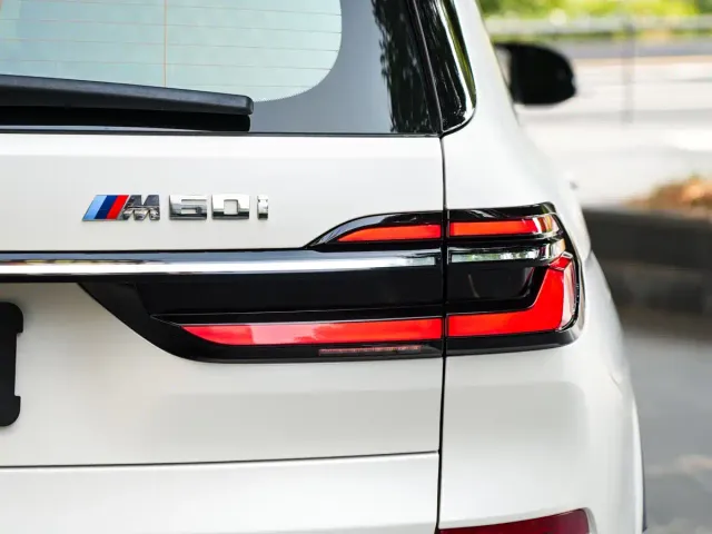 BMW X7 — Фото автомобиля 9