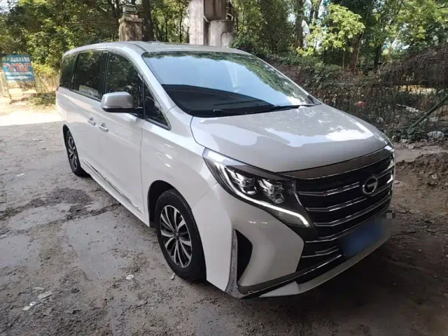 GAC Trumpchi M8 — Фото автомобиля 3