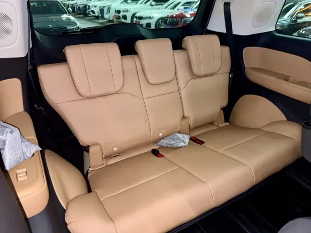 GAC Trumpchi E8 — Фото автомобиля 21