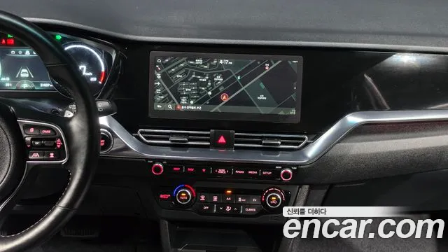 Kia Niro Niro Plus Air — Фото автомобиля 14