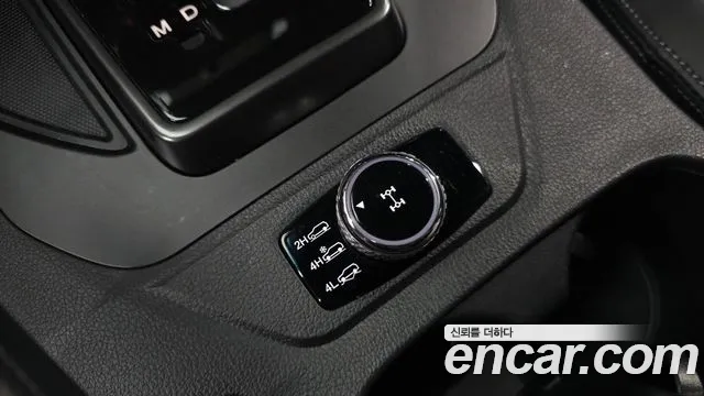 KG_Mobility_Ssangyong Rexton Новый Rexton Sport Khan Дизель 2.2 4WD — Фото автомобиля 14
