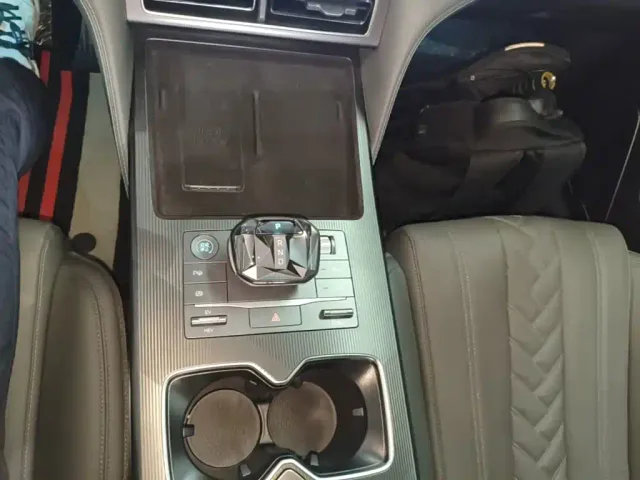 BYD Song L DM-i — Фото автомобиля 13