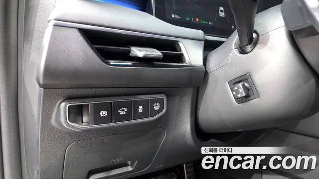 Kia K8 K8 (New) Hybrid — Фото автомобиля 19