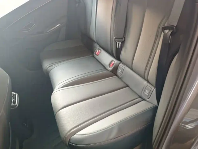 BYD Qin L — Фото автомобиля 16