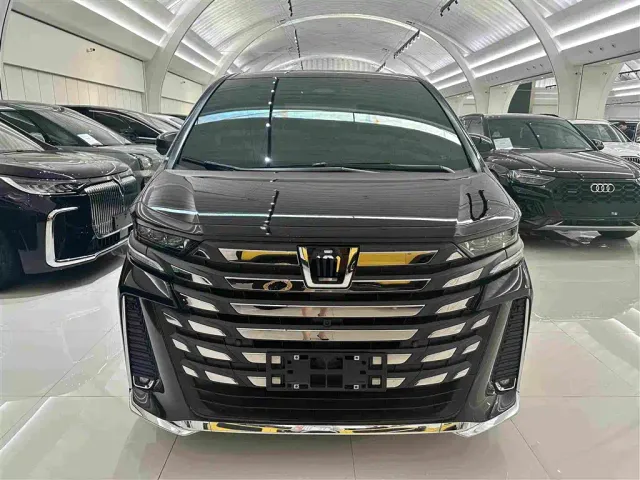 Toyota Vellfire — Фото автомобиля 2