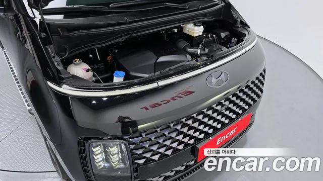 Hyundai Staria Staria 4WD Lounge 9 мест — Фото автомобиля 6