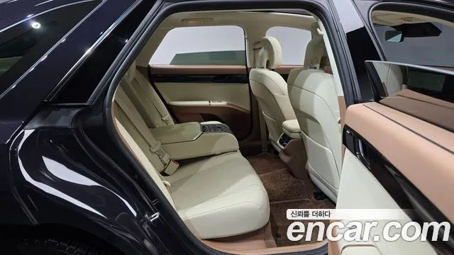 Hyundai Grandeur GN7 — Фото автомобиля 17