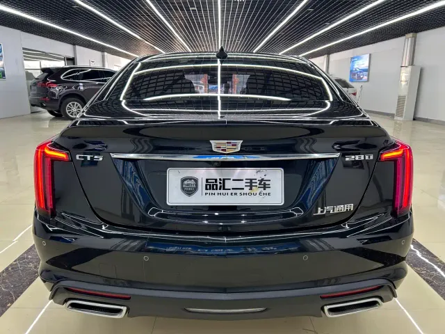 Cadillac CT5 — Фото автомобиля 4
