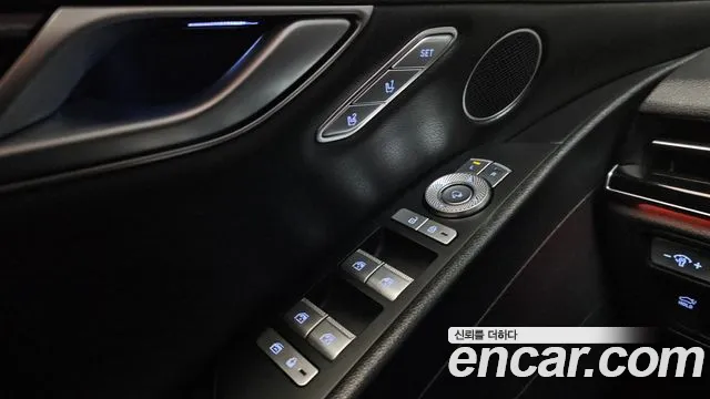 Genesis G80 Бензин 2.5 турбо AWD — Фото автомобиля 28