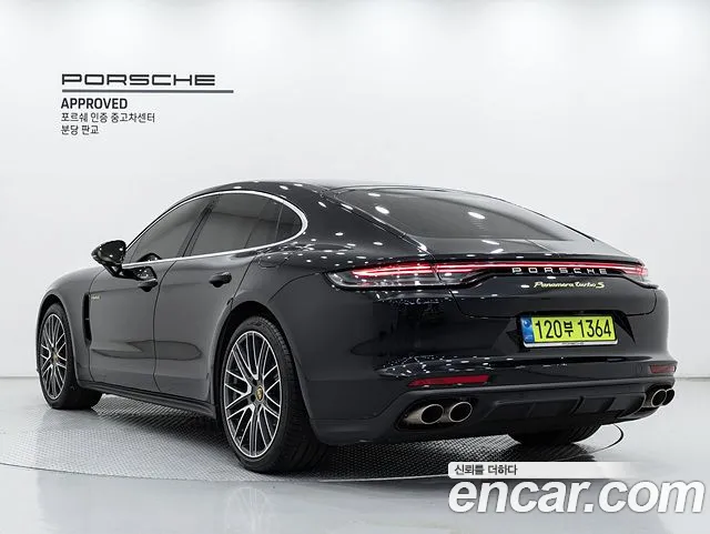 Porsche Panamera — Фото автомобиля 2