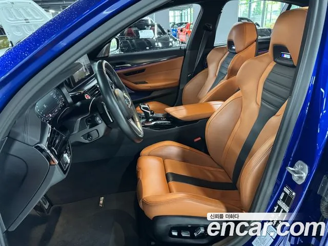 BMW M5 — Фото автомобиля 10