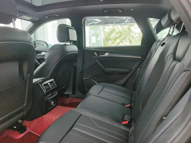 Audi Q5L — Фото автомобиля 9