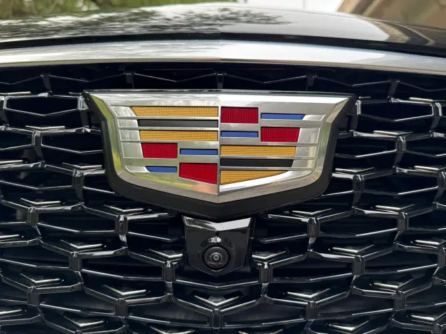 Cadillac CT5 — Фото автомобиля 7