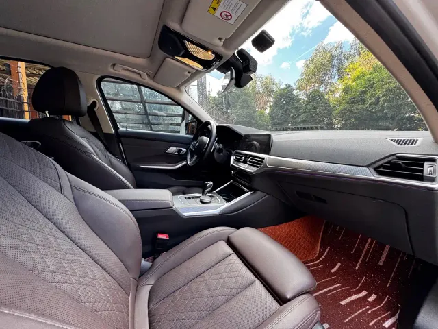 BMW 3 Series — Фото автомобиля 22