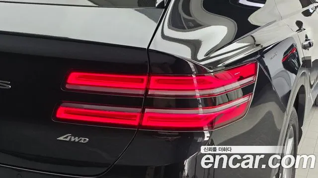 Genesis GV80 — Фото автомобиля 8