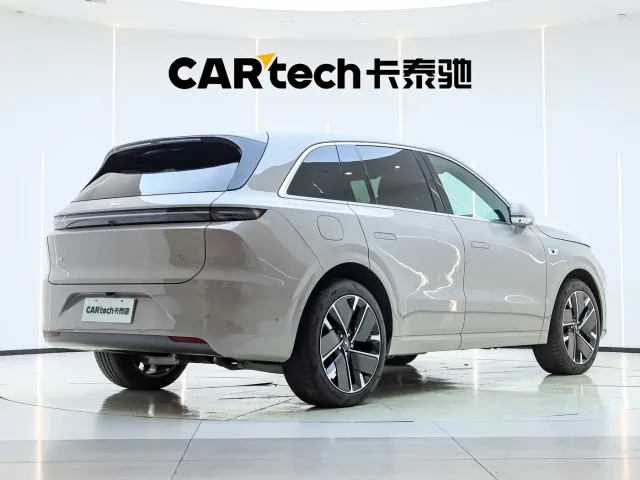 Li Auto L6 — Фото автомобиля 4