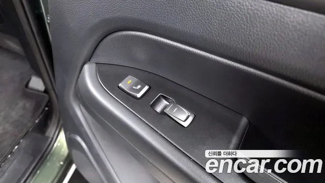 KG_Mobility_Ssangyong Rexton Новый Rexton Sport Khan Дизель 2.2 4WD — Фото автомобиля 19