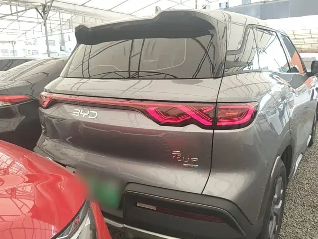 BYD Yuan UP — Фото автомобиля 5