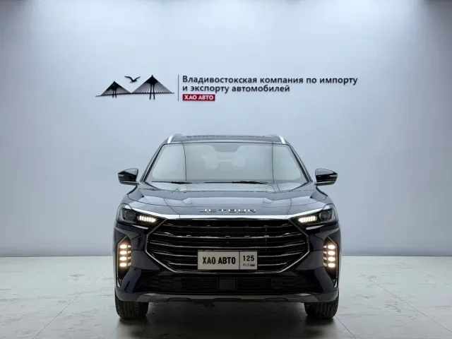 Jetour X70 Plus — Фото автомобиля 2