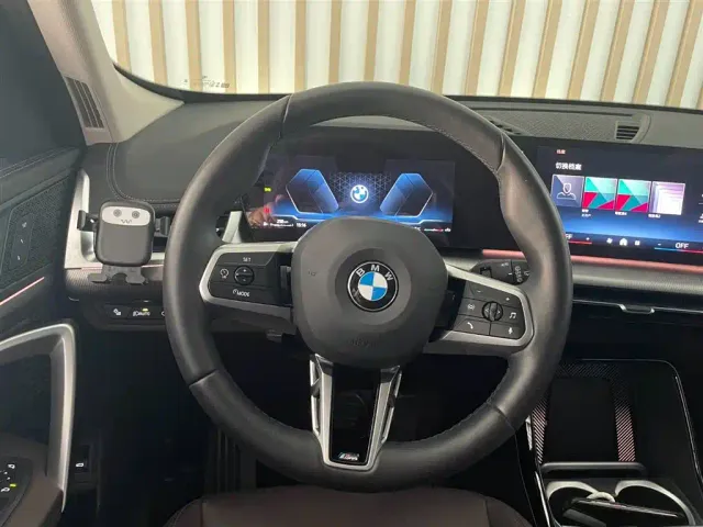 BMW X1 — Фото автомобиля 7