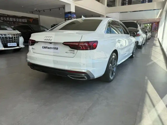 Audi A4L — Фото автомобиля 4