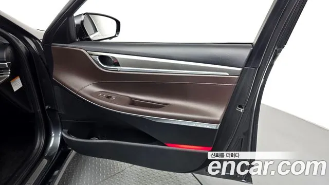Hyundai Grandeur Grandeur (New) Hybrid — Фото автомобиля 13