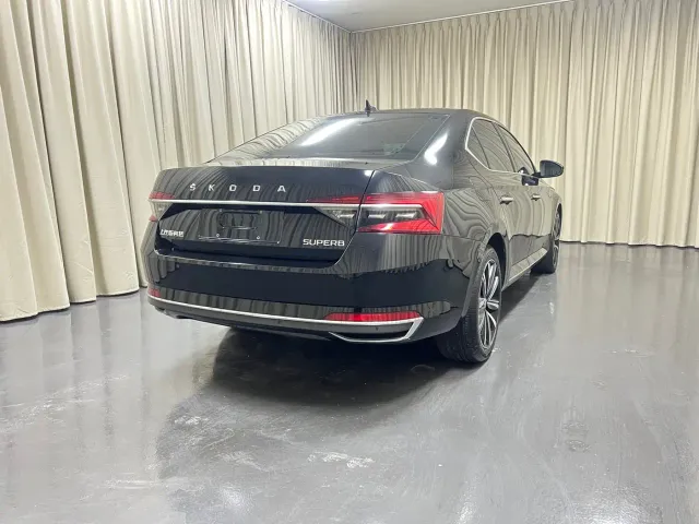Skoda Superb — Фото автомобиля 6
