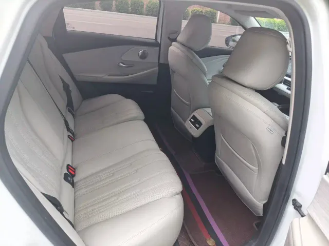 Chery Fulwin A8 — Фото автомобиля 12