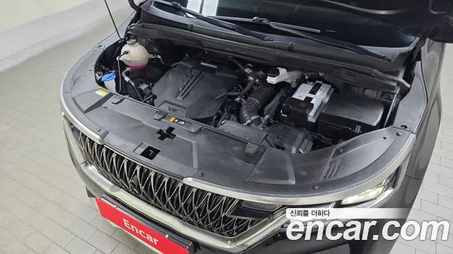 Kia Carnival Generation 4 — Фото автомобиля 6