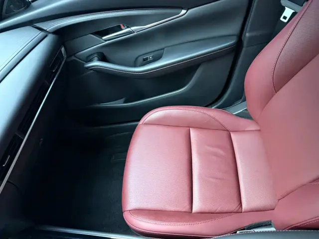 Mazda CX-30 — Фото автомобиля 13
