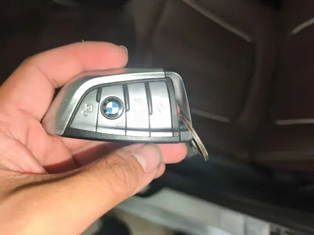 BMW 5 Series — Фото автомобиля 8