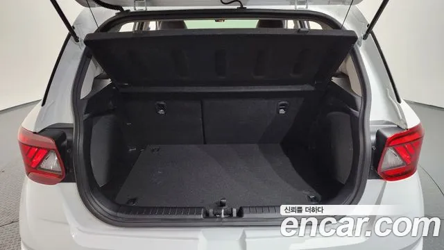 Hyundai Venue Venue 1.6 Premium — Фото автомобиля 17