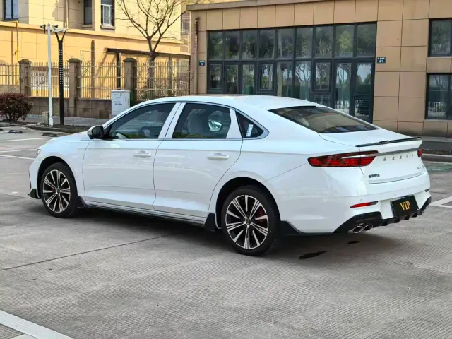 Geely Xingrui — Фото автомобиля 13