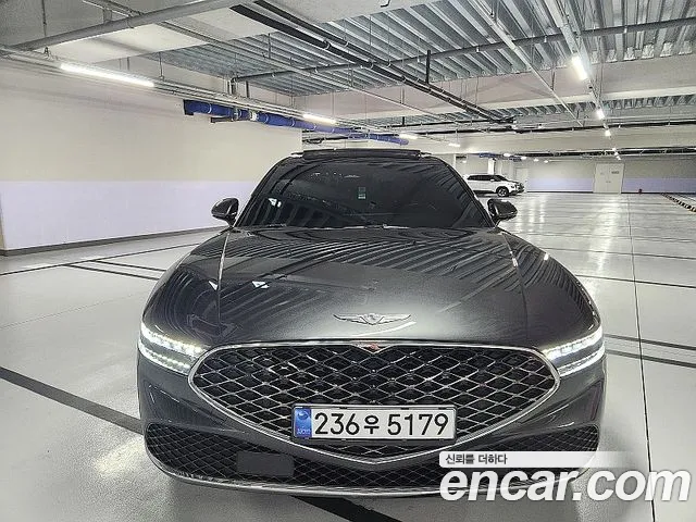 Фотография автомобиля — Genesis G90 RS4
